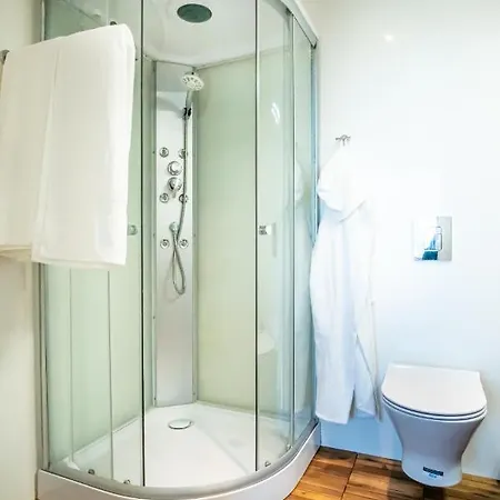 Luxury Apartment In Building K55 With Free Garage Varna Exterior photo