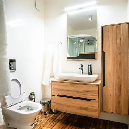 Luxury Apartment In Building K55 With Free Garage Varna Exterior photo
