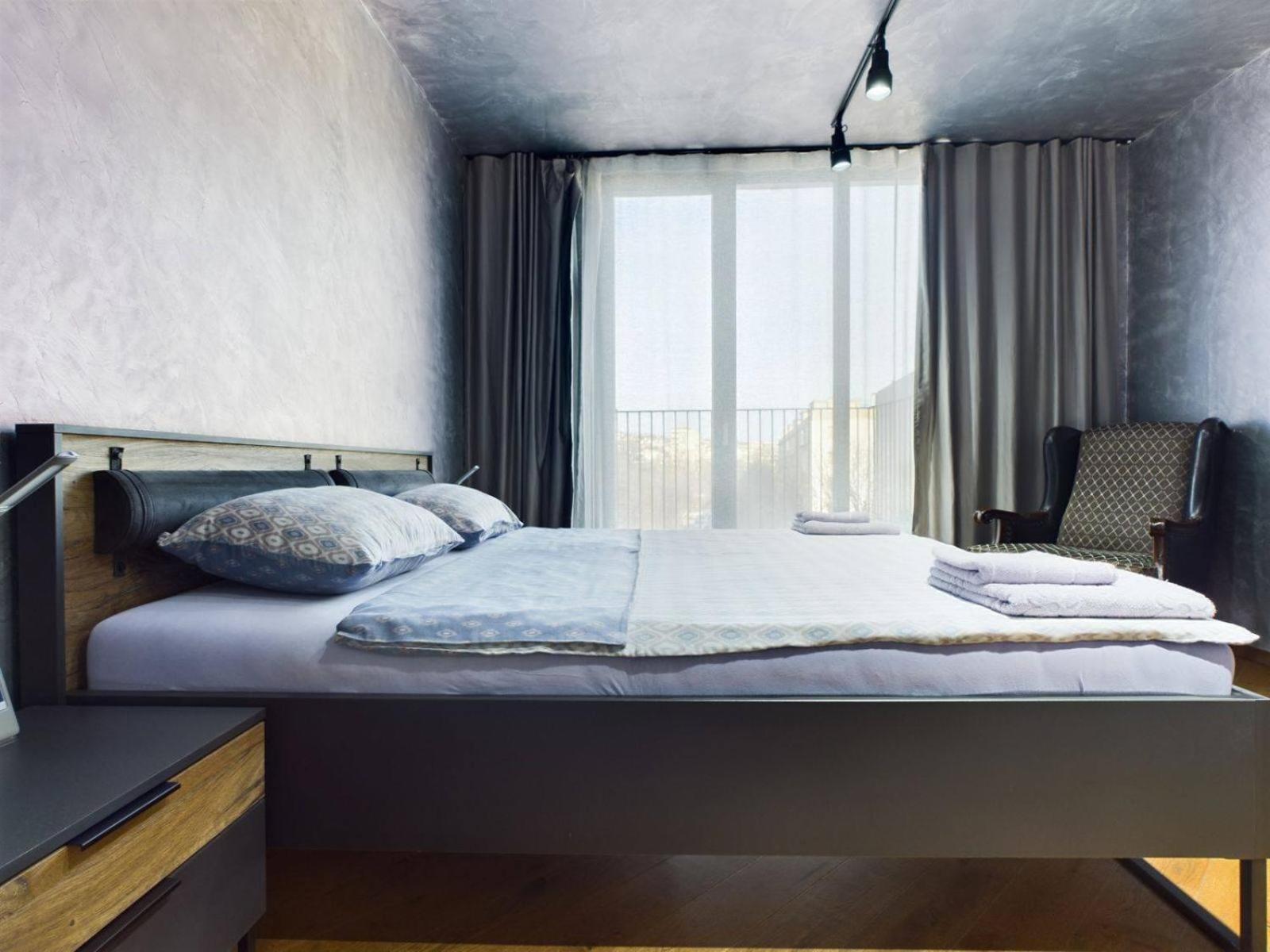 Luxury In Building K55 With Free Garage Appartamento *